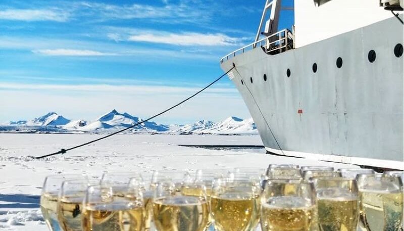 Welcome on board your polar ship