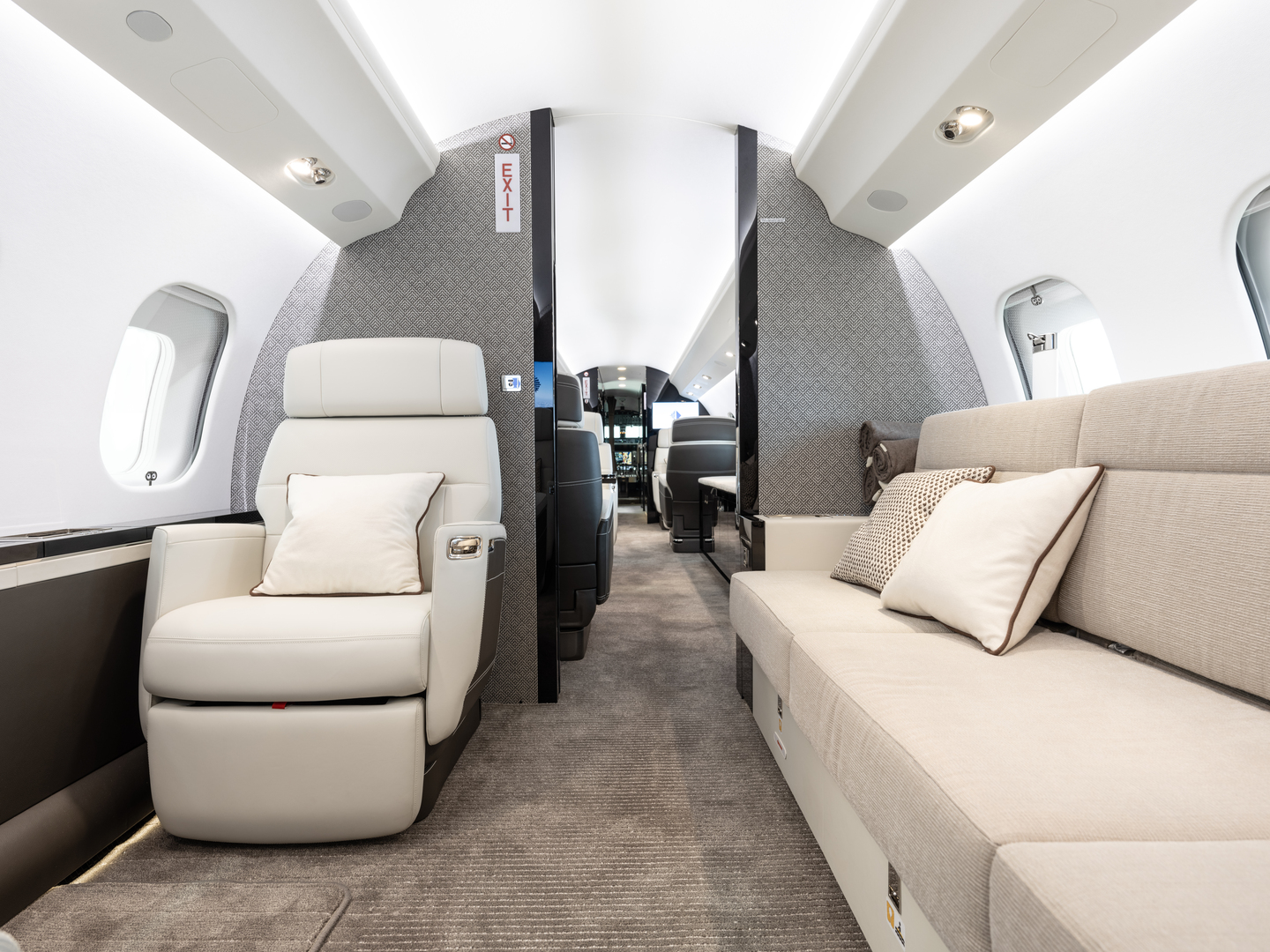 Luxaviation UK 