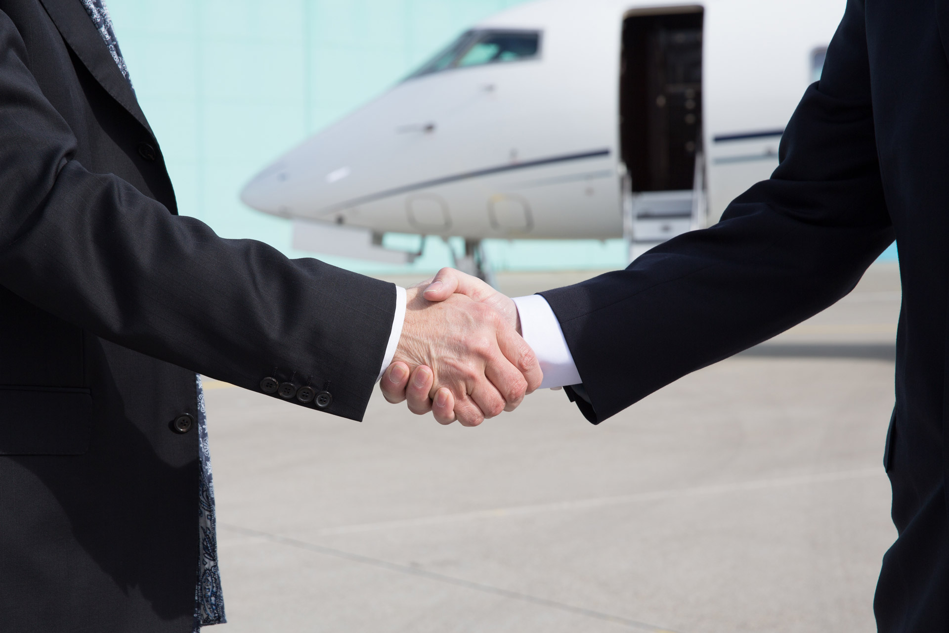 How to Buy A Private Jet and make an offer